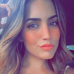 Meet your Posher, Tara